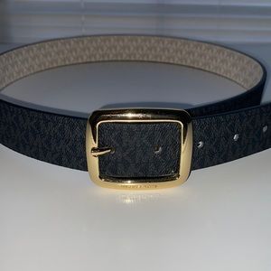 Reversible Micheal Kors belt